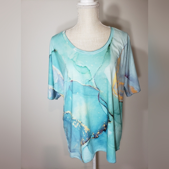 Exclusive Tops - NWT Exclusive watercolor blouse size L